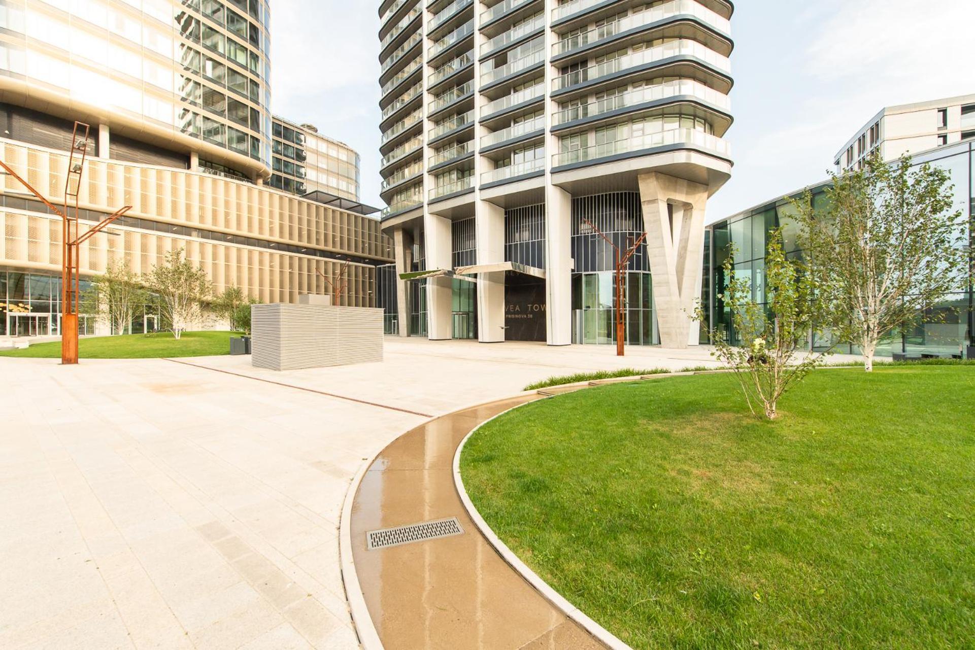 Nikas Eurovea Apartments - Free Parking 布拉迪斯拉发 外观 照片