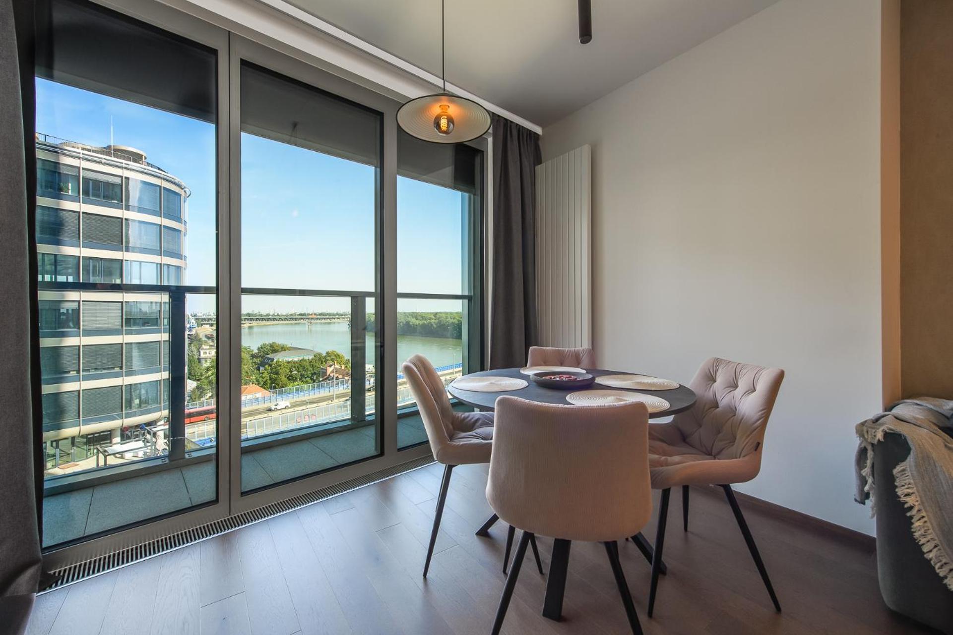 Nikas Eurovea Apartments - Free Parking 布拉迪斯拉发 外观 照片