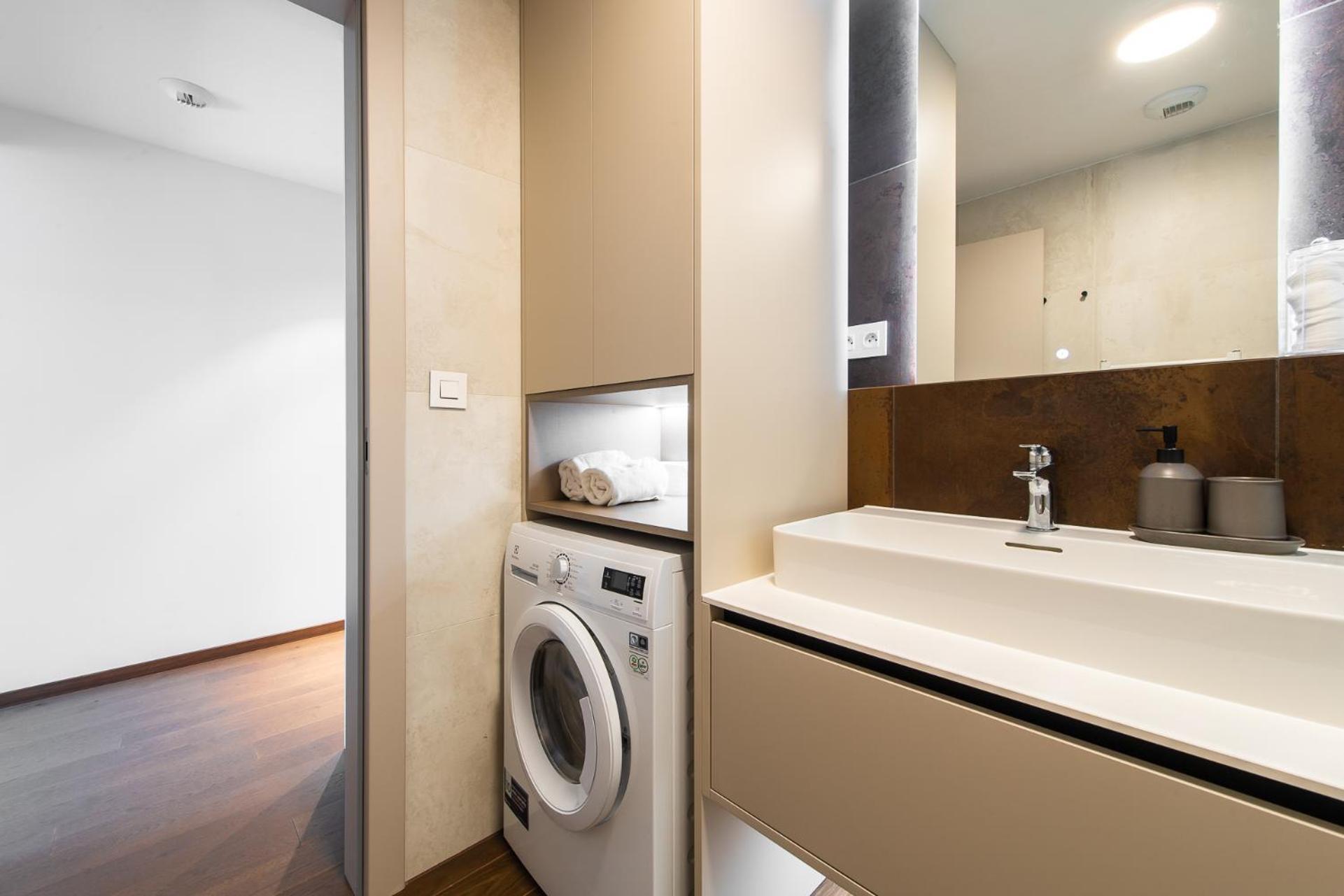 Nikas Eurovea Apartments - Free Parking 布拉迪斯拉发 外观 照片