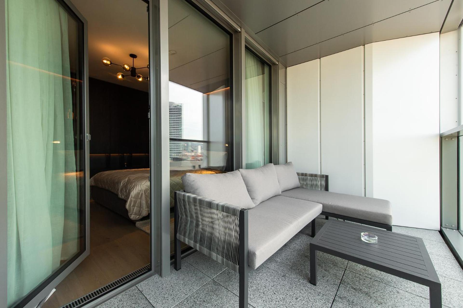 Nikas Eurovea Apartments - Free Parking 布拉迪斯拉发 外观 照片